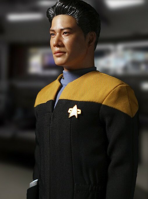 Star Trek - Voyager: Ensign Harry Kim, 1/6 Figur von EXO-6