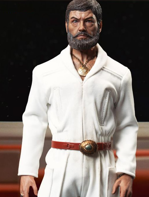 Star Trek - The Motion Picture: Dr. Leonard Bones McCoy, 1/6 Figur von EXO-6