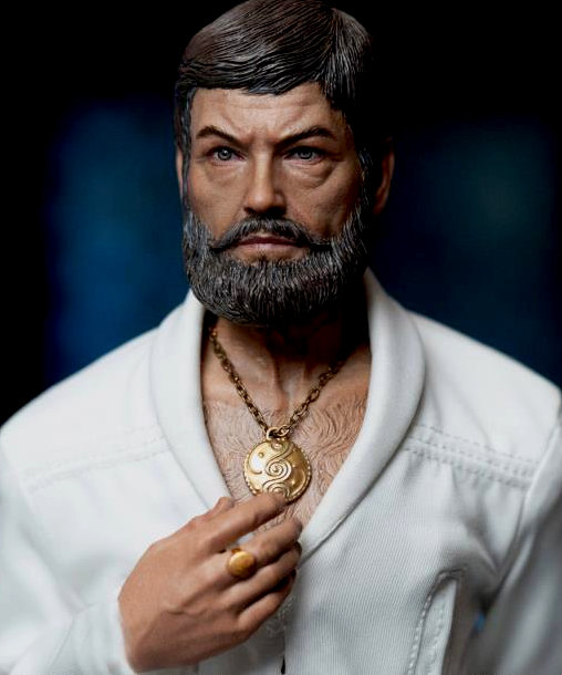 Star Trek - The Motion Picture: Dr. Leonard Bones McCoy, 1/6 Figur von EXO-6