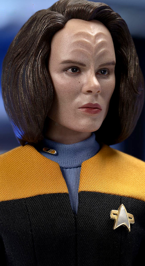 Star Trek - Voyager: Lt. B’Elanna Torres, 1/6 Figur von EXO-6