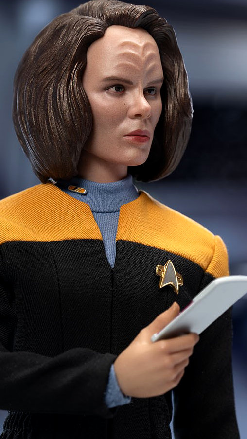 Star Trek - Voyager: Lt. B’Elanna Torres, 1/6 Figur von EXO-6