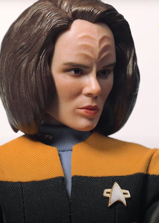 Star Trek - Voyager: Lt. B’Elanna Torres, 1/6 Figur von EXO-6