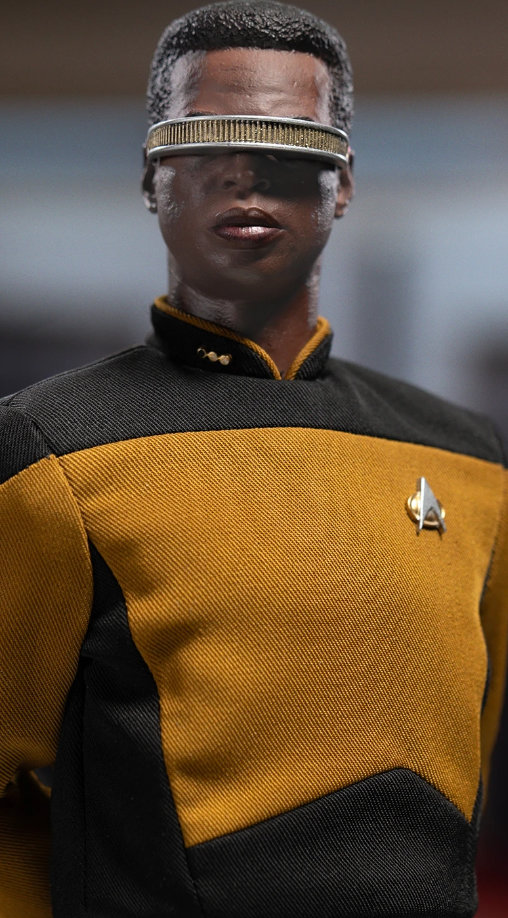 Star Trek - The Next Generation: Lt. Commander Geordi La Forge, 1/6 Figur von EXO-6