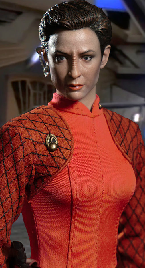 Star Trek - Deep Space Nine: Major Kira Nerys , 1/6 Figur von EXO-6