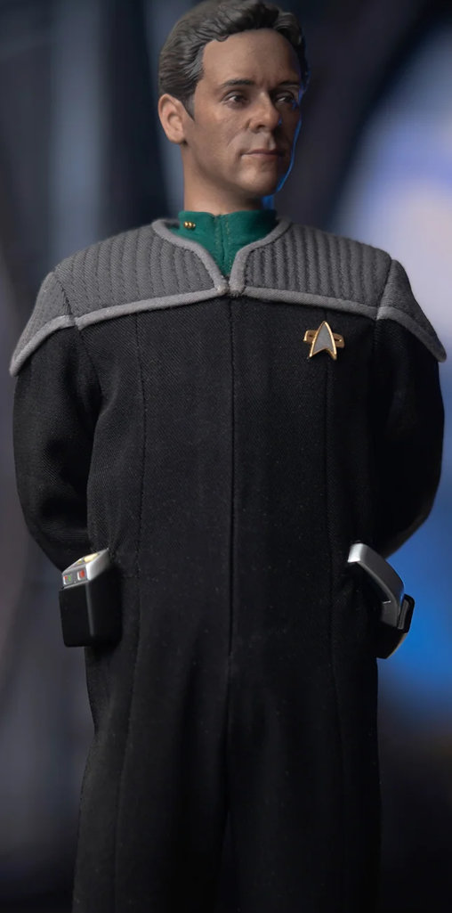 Star Trek - Deep Space Nine: Chief Medical Officer Lt Julian Bashir, 1/6 Figur von EXO-6