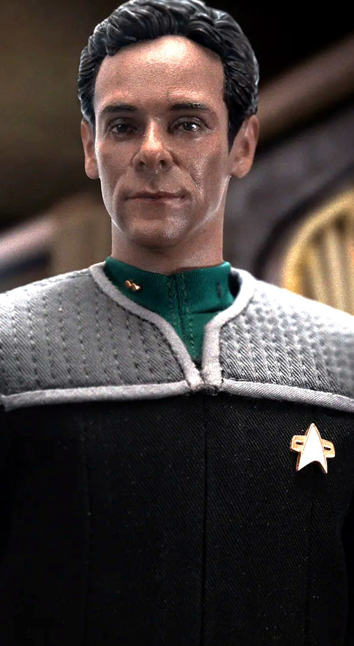 Star Trek - Deep Space Nine: Chief Medical Officer Lt Julian Bashir, 1/6 Figur von EXO-6