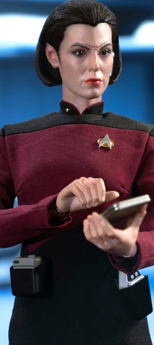 Star Trek - The Next Generation: Ensign Ro Laren, 1/6 Figur von EXO-6