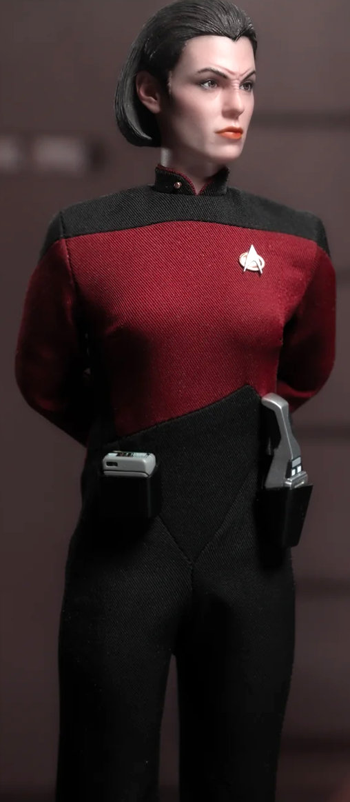 Star Trek - The Next Generation: Ensign Ro Laren, 1/6 Figur von EXO-6