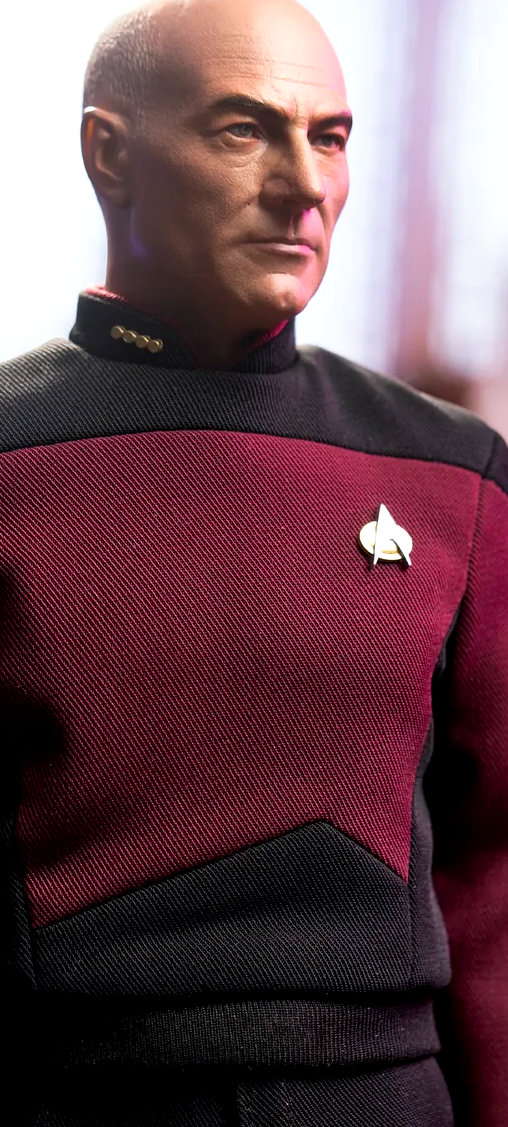 Star Trek - The Next Generation: Captain Jean-Luc Picard - Essential Duty Uniform, 1/6 Figur von EXO-6