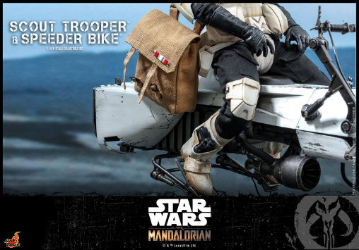 Star Wars - The Mandalorian: Scout Trooper mit Speeder Bike, 1/6 Figur von Hot Toys