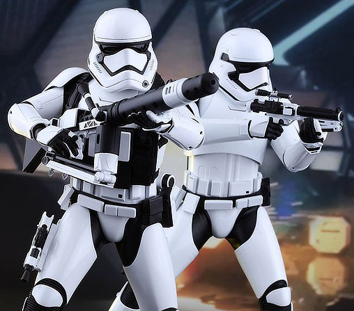 Star Wars - Episode VII - The Force Awakens: First Order Stormtrooper Set, 1/6 Figur von Hot Toys