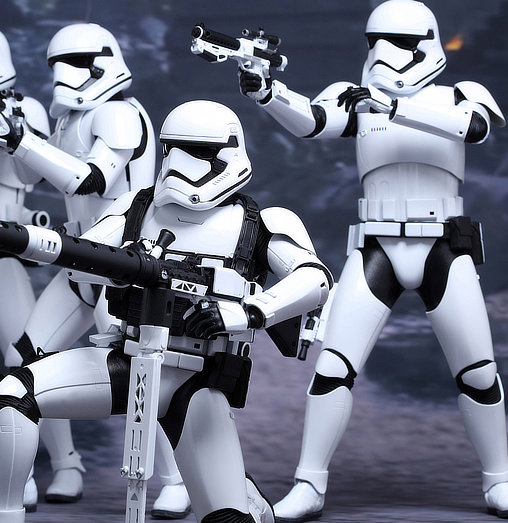 Star Wars - Episode VII - The Force Awakens: First Order Stormtrooper Set, 1/6 Figur von Hot Toys