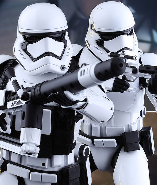 Star Wars - Episode VII - The Force Awakens: First Order Stormtrooper Set, 1/6 Figur von Hot Toys