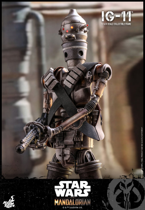 Star Wars - The Mandalorian: IG-11, 1/6 Figur von Hot Toys