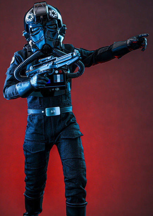 Star Wars - Episode IV - A New Hope: TIE Fighter Pilot, 1/6 Figur von Hot Toys