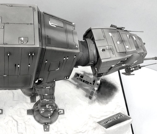 Star Wars - Episode V - The Empire Strikes Back: Imperial AT-AT, Fertig-Modell ... https://spaceart.de/produkte/sw059-imperial-at-at-studio-scale-modell-master-replicas-star-wars-episode-v-the-empire-strikes-back-spaceart.php