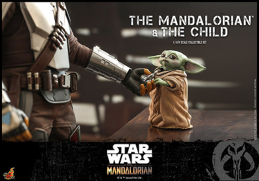 Star Wars - The Mandalorian: The Mandalorian and the Child, 1/6 Figur von Hot Toys
