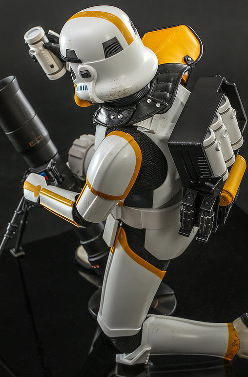 Star Wars - The Mandalorian: Artillery Stormtrooper, 1/6 Figur von Hot Toys