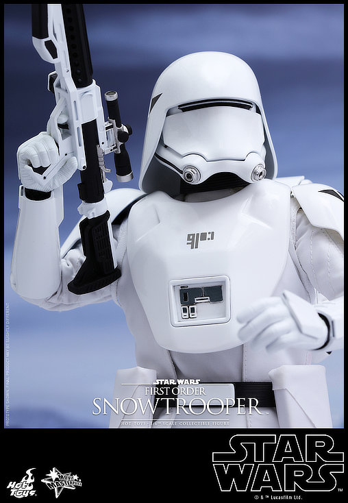 Star Wars - Episode VII - The Force Awakens: First Order Snowtrooper, 1/6 Figur von Hot Toys