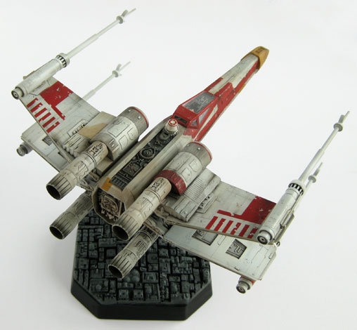 Star Wars - Episode IV - A New Hope: Rot-6 X-Wing Fighter, Fertig-Modell von SPACEart