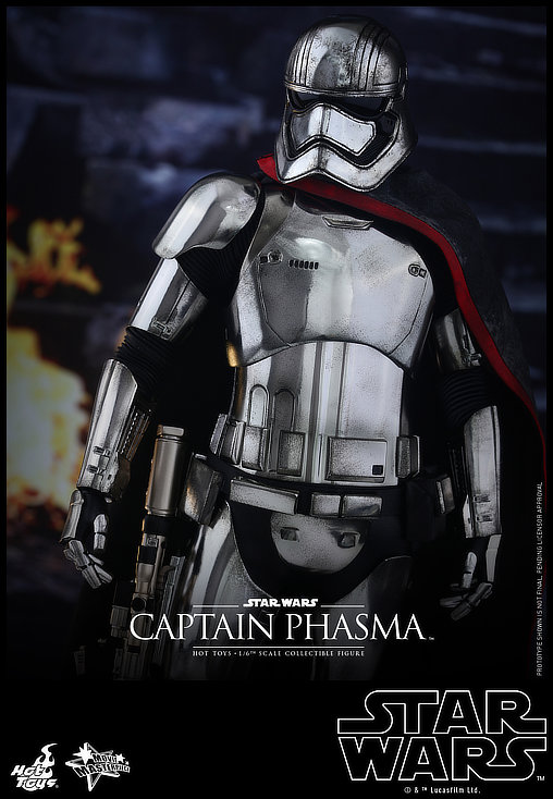 Star Wars - Episode VII - The Force Awakens: Captain Phasma, 1/6 Figur von Hot Toys