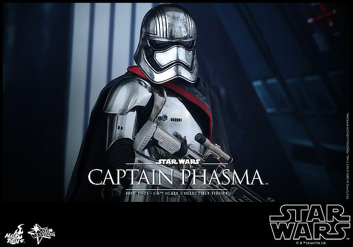Star Wars - Episode VII - The Force Awakens: Captain Phasma, 1/6 Figur von Hot Toys