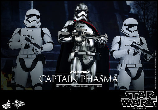 Star Wars - Episode VII - The Force Awakens: Captain Phasma, 1/6 Figur von Hot Toys