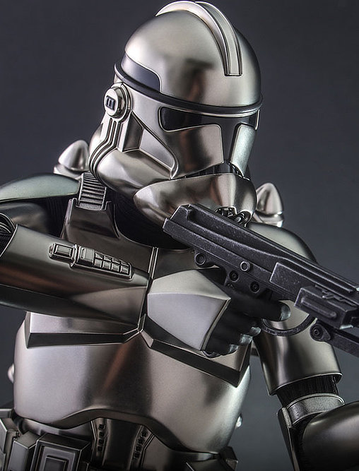 Star Wars - The Clone Wars: Clone Trooper - Chrome Version, 1/6 Figur von Hot Toys
