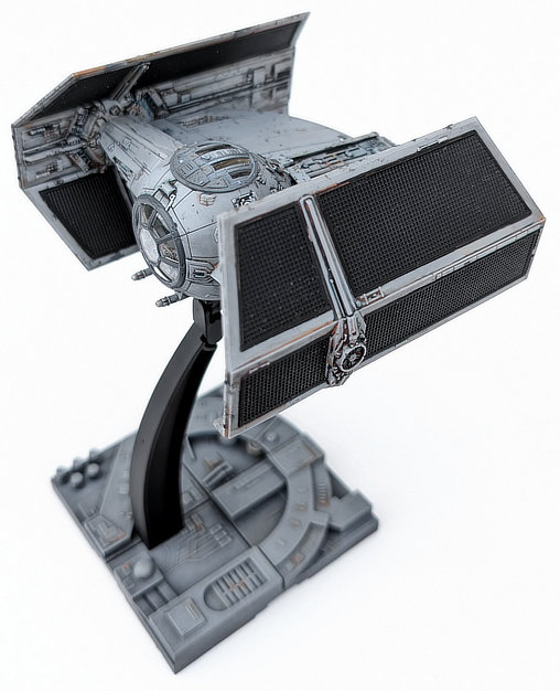 Star Wars - Episode IV - A New Hope: Darth Vaders Advanced X1 TIE Fighter, Fertig-Modell von SPACEart
