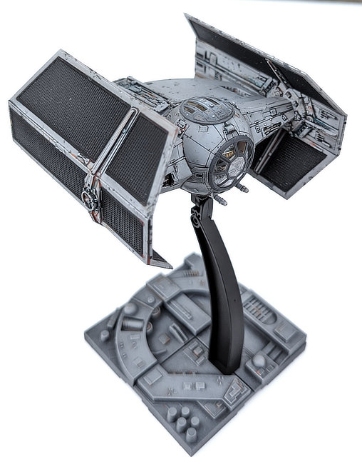 Star Wars - Episode IV - A New Hope: Darth Vaders Advanced X1 TIE Fighter, Fertig-Modell von SPACEart