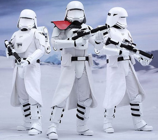 Star Wars - Episode VII - The Force Awakens: First Order Snowtroopers Set, 1/6 Figur von Hot Toys