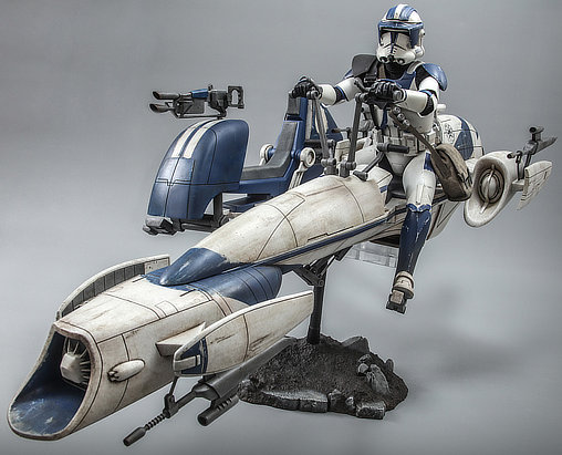 Star Wars - The Clone Wars: Heavy Weapons Clone Trooper und BARC Speeder mit Sidecar, 1/6 Figur von Hot Toys