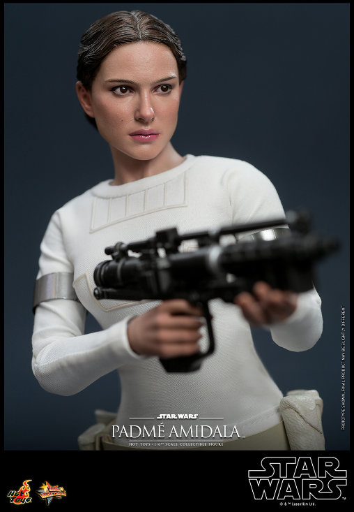 Star Wars - Episode II - Attack of the Clones: Padmé Amidala, 1/6 Figur von Hot Toys