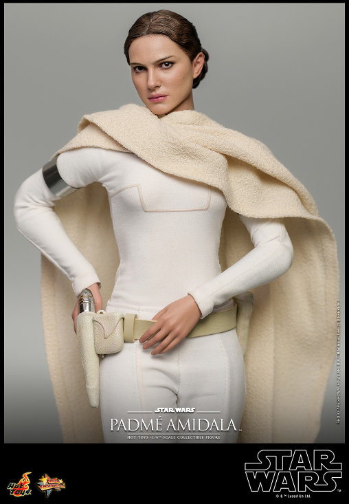 Star Wars - Episode II - Attack of the Clones: Padmé Amidala, 1/6 Figur von Hot Toys