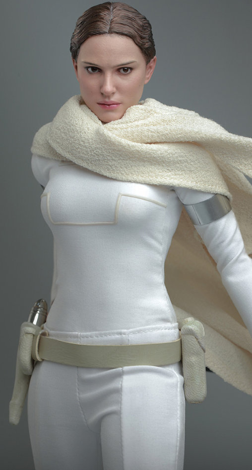 Star Wars - Episode II - Attack of the Clones: Padmé Amidala, 1/6 Figur von Hot Toys