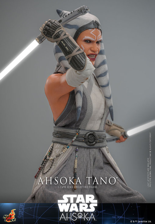 Star Wars - Ahsoka: Ahsoka Tano, 1/6 Figur von Hot Toys