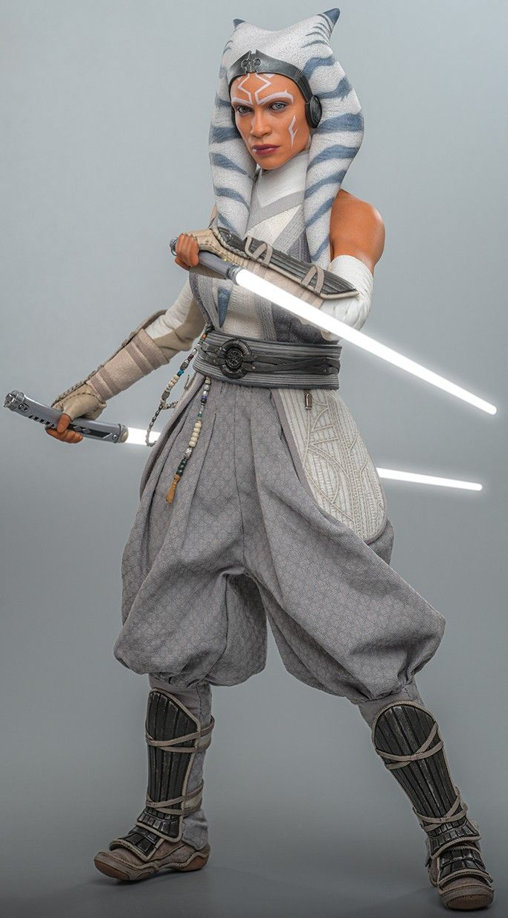 Star Wars - Ahsoka: Ahsoka Tano, 1/6 Figur von Hot Toys