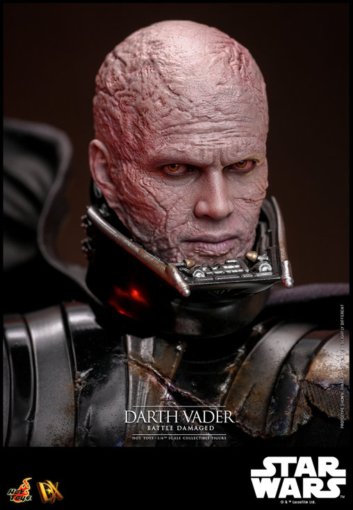 Star Wars: Darth Vader - Battle Damaged, 1/6 Figur von Hot Toys