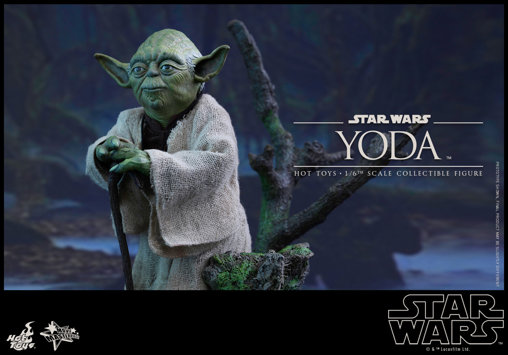 Star Wars - Episode V - The Empire Strikes Back: Yoda, 1/6 Figur von Hot Toys