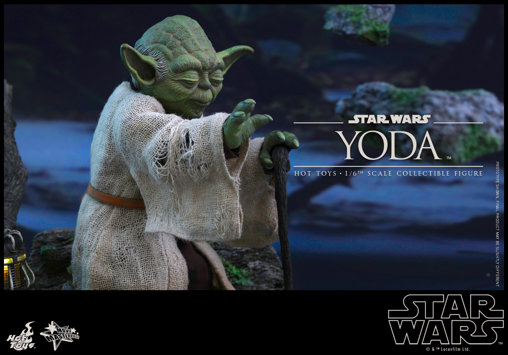 Star Wars - Episode V - The Empire Strikes Back: Yoda, 1/6 Figur von Hot Toys