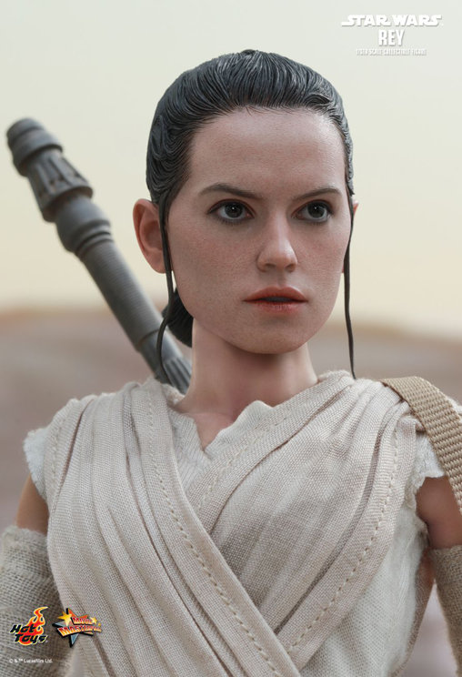 Star Wars - Episode VII - The Force Awakens: Rey, 1/6 Figur von Hot Toys