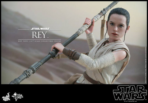Star Wars - Episode VII - The Force Awakens: Rey, 1/6 Figur von Hot Toys