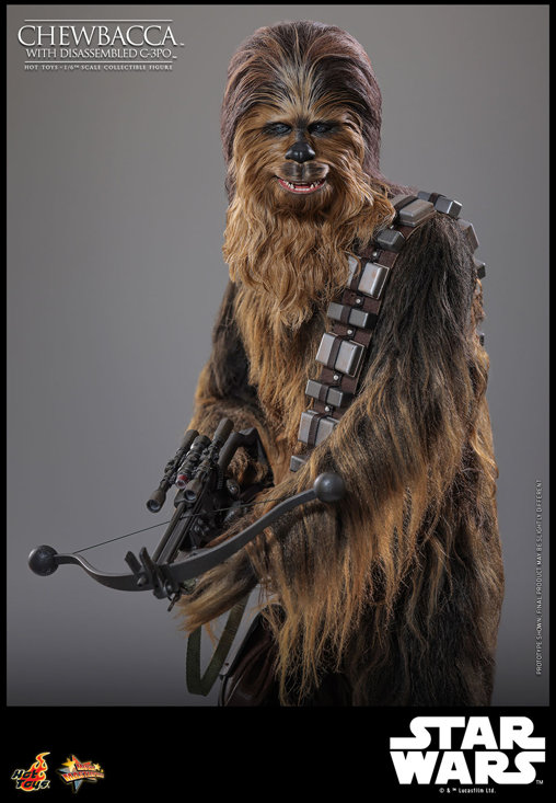 Star Wars - Episode V - The Empire Strikes Back: Chewbacca with disassembled C-3PO, 1/6 Figur von Hot Toys