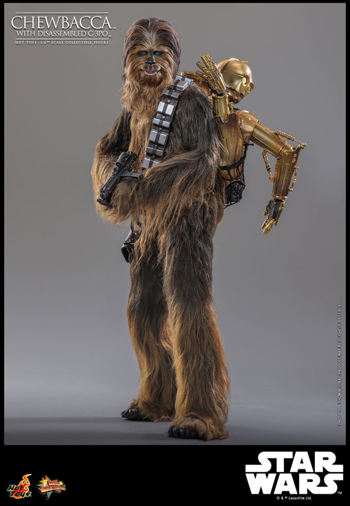 Star Wars - Episode V - The Empire Strikes Back: Chewbacca with disassembled C-3PO, 1/6 Figur von Hot Toys