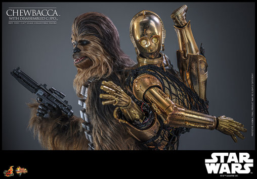 Star Wars - Episode V - The Empire Strikes Back: Chewbacca with disassembled C-3PO, 1/6 Figur von Hot Toys