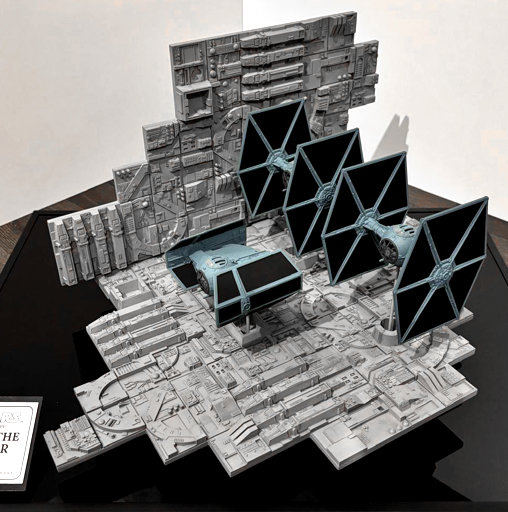Star Wars - Episode IV - A New Hope: Death Star Battle TIE Fighter Diorama, Diorama von SPACEart
