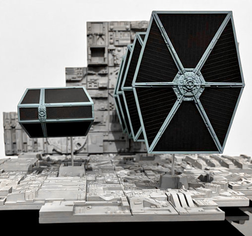 Star Wars - Episode IV - A New Hope: Death Star Battle TIE Fighter Diorama, Diorama von SPACEart