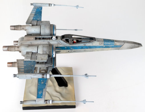 Star Wars - Episode VII - The Force Awakens: T-70 X-Wing Starfighter, Fertig-Modell von SPACEart