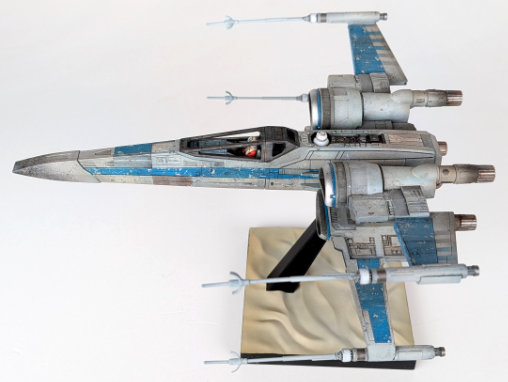 Star Wars - Episode VII - The Force Awakens: T-70 X-Wing Starfighter, Fertig-Modell von SPACEart