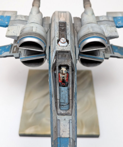 Star Wars - Episode VII - The Force Awakens: T-70 X-Wing Starfighter, Fertig-Modell von SPACEart